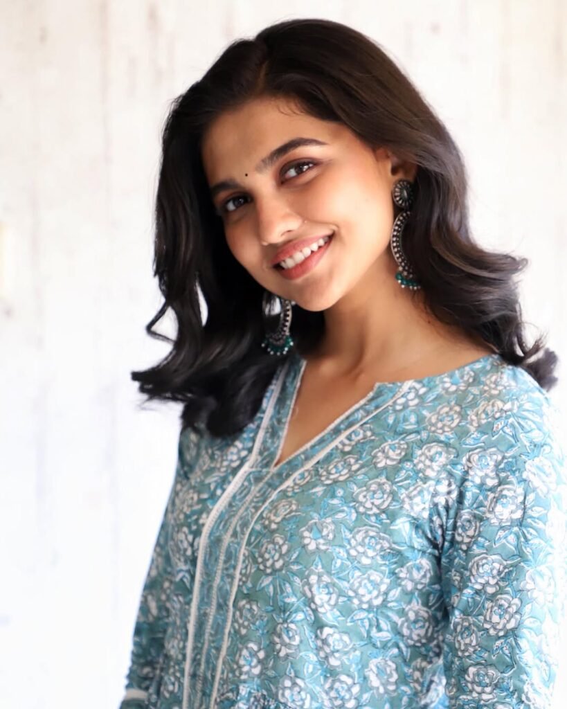 468398125_18338351485181467_363722574903777870_n - Biography Latest