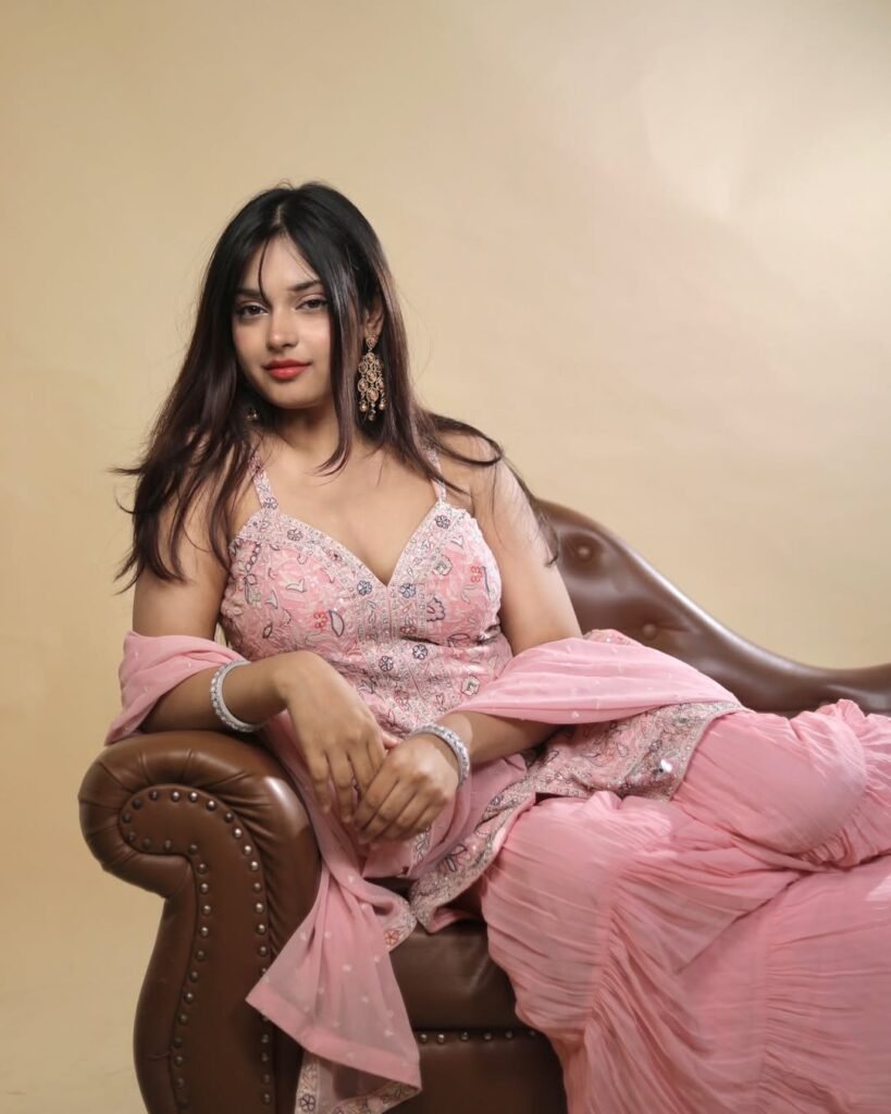 488912935_18160319212354981_1675077804026568979_n - Biography Latest