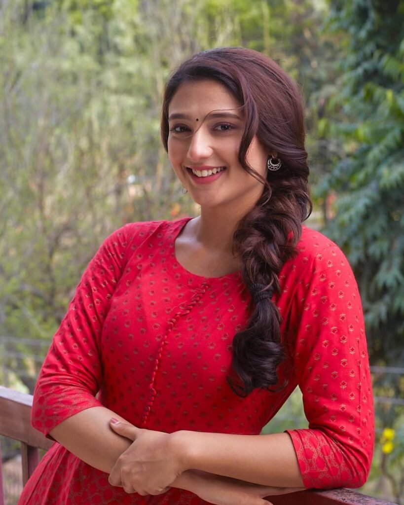 490264362_18388317355112166_3544868101917556859_n - Biography Latest