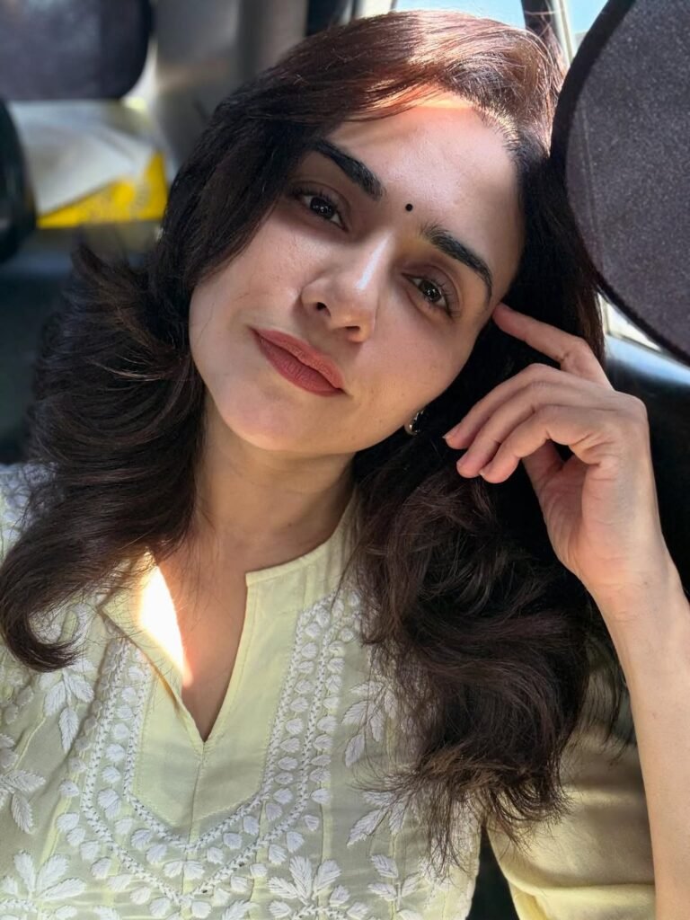 Amruta Khanvilkar career - Biography Latest