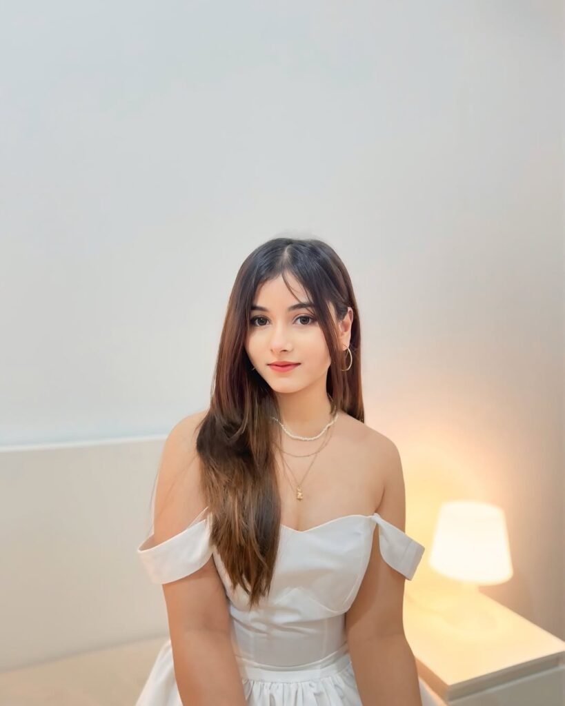 Harshita Shukla age - Biography Latest