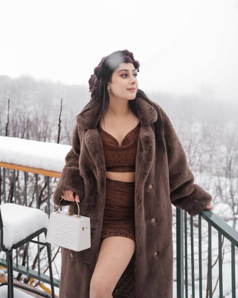 Isha Malviya Net Worth - Biography Latest