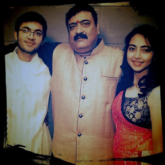 Kaashvi Hiranandani father - Biography Latest