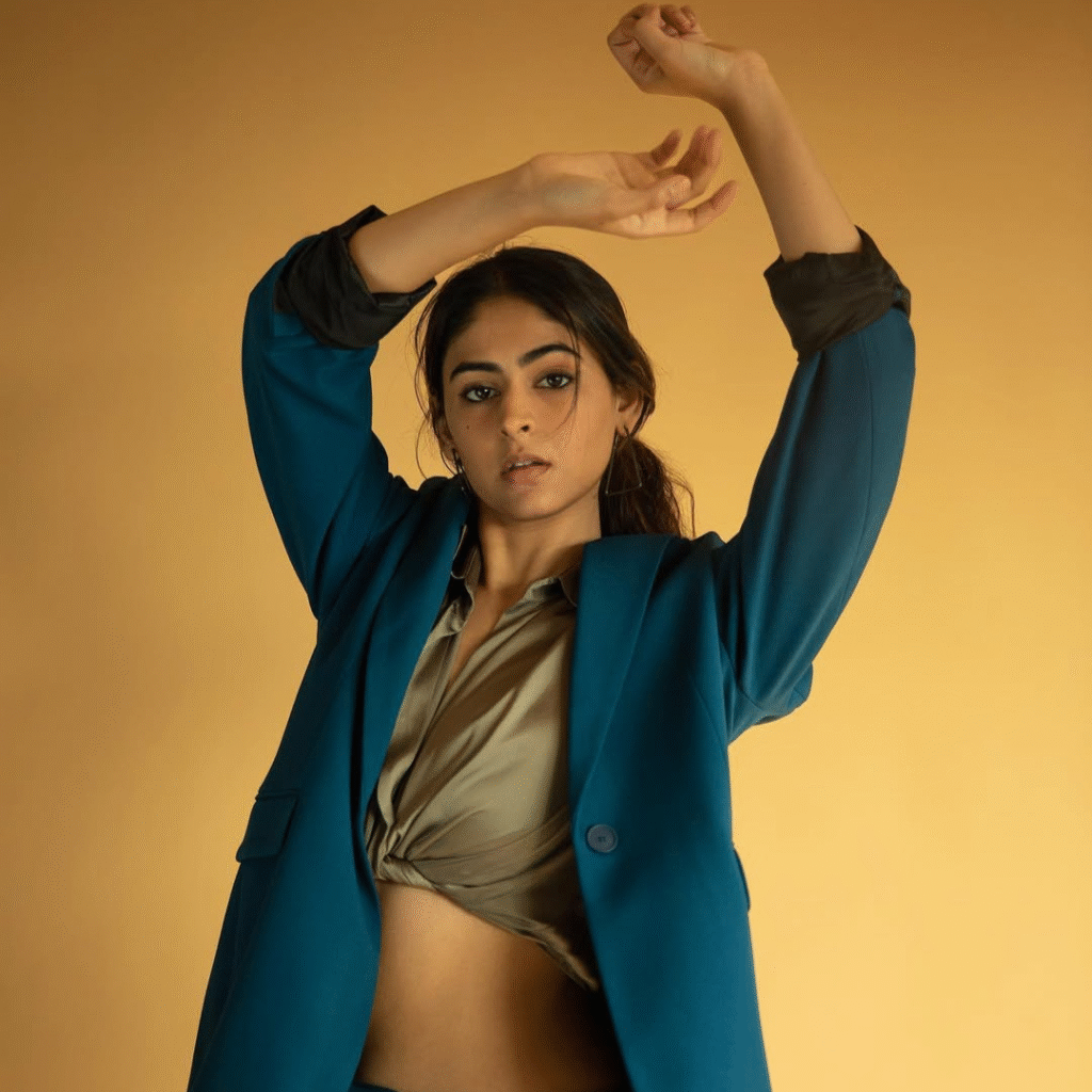 Pallak Lalwani age - Biography Latest